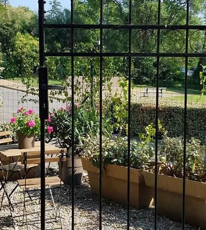 Thermae Face Aux Thermes Avec Jardin Privatif * Греу-ле-Бэн