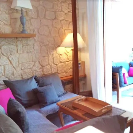 Appartement Thermae Face Aux Thermes Avec Jardin Privatif *