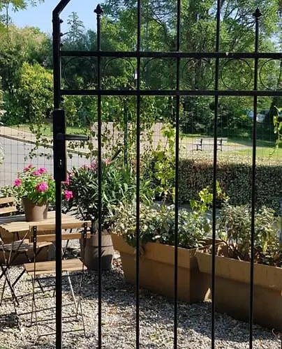 Thermae Face Aux Thermes Avec Jardin Privatif * Greoux-les-Bains