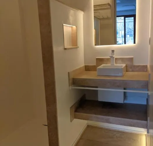 Thermae Face Aux Thermes Avec Jardin Privatif